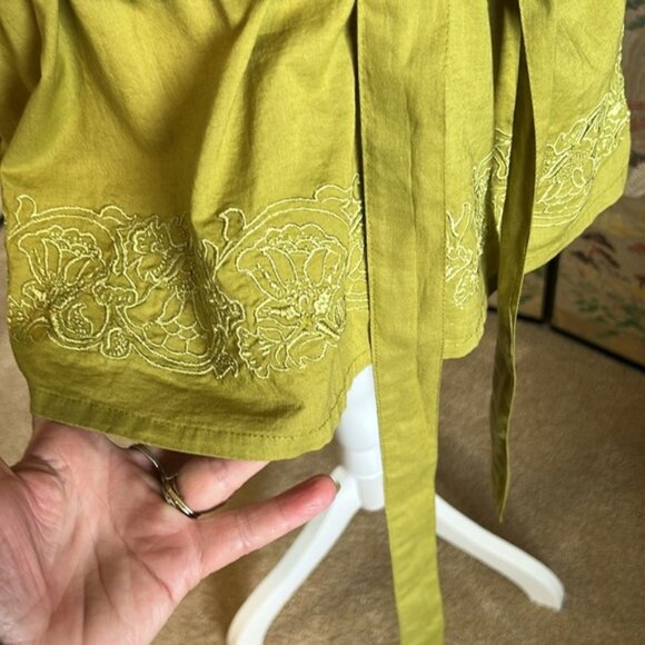 PRESS WOMENS SLEEVELESS EMBROIDERED HEM, TANK TOP PERIDOT GREEN SIZE SP - Picture 4 of 15